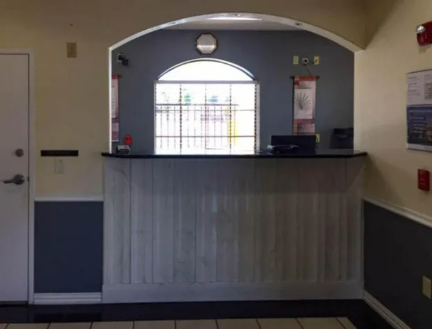 Motel 6 Tyler, TX hotel detail image 3