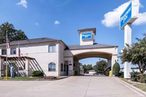 Motel 6 Tyler, TX hotel hero