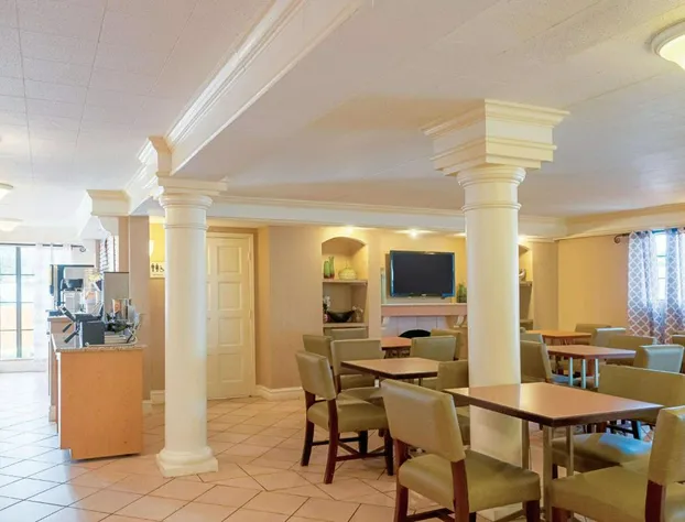 La Quinta Inn by Wyndham New Orleans Veterans / Metairie hotel detail image 3