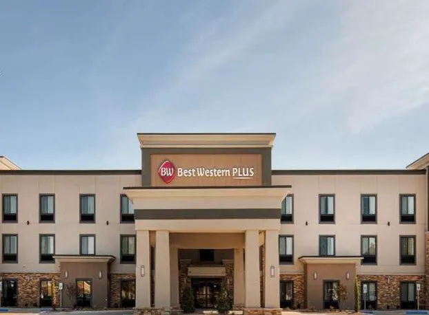 Best Western Plus Ardmore Inn & Suites hotel detail image 1