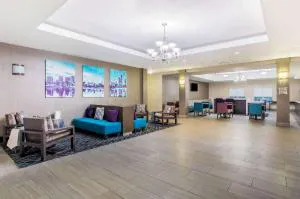 La Quinta Inn & Suites by Wyndham Fultondale Birmingham N hotel detail image 1