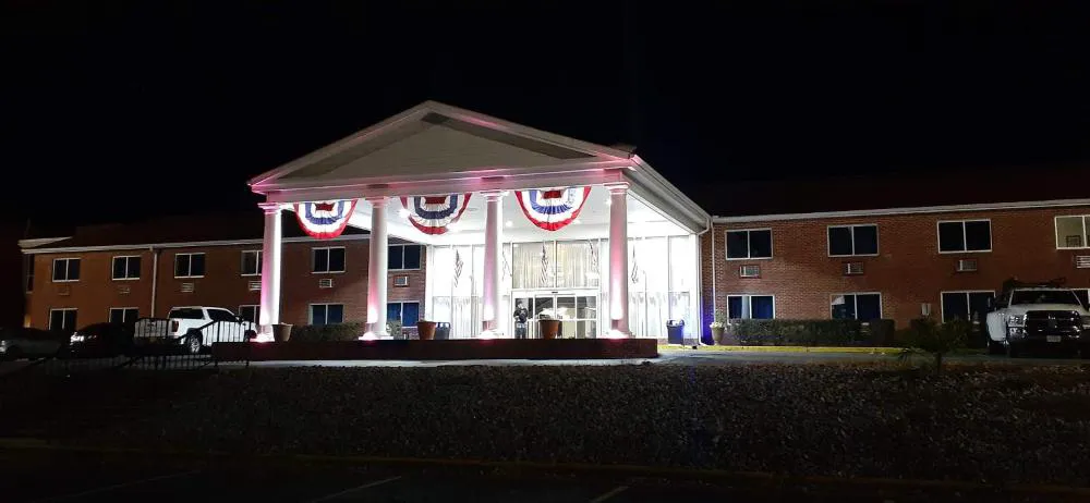 Americas Best Value Inn & Suites Phenix City hotel hero