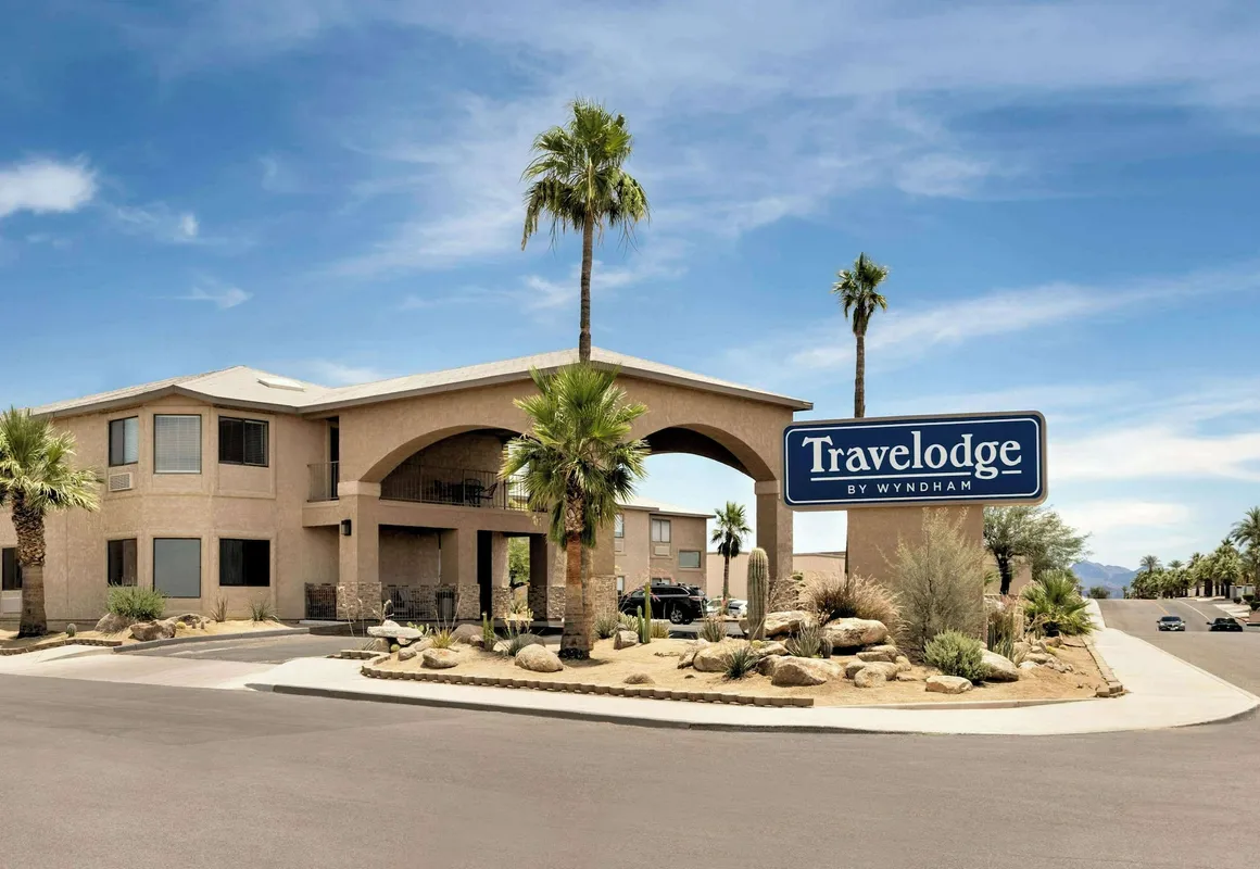 Travelodge by Wyndham Lake Havasu hotel hero