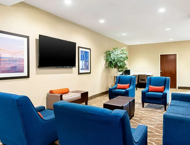 Comfort Inn & Suites Pine Bluff hotel detail image 3