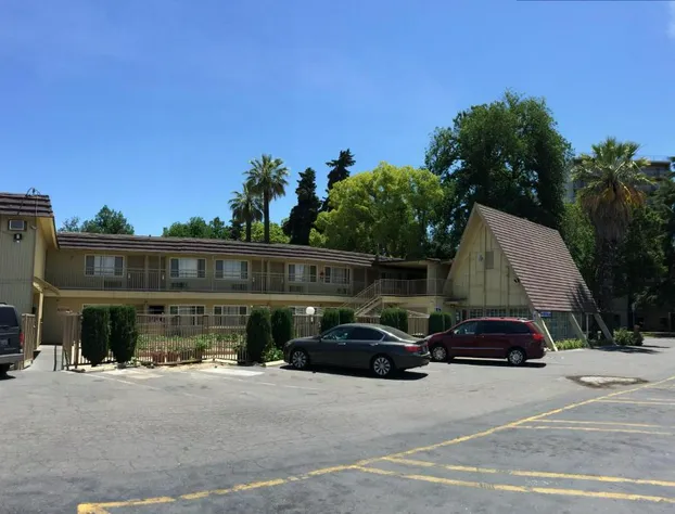 Discovery Inn hotel detail image 3