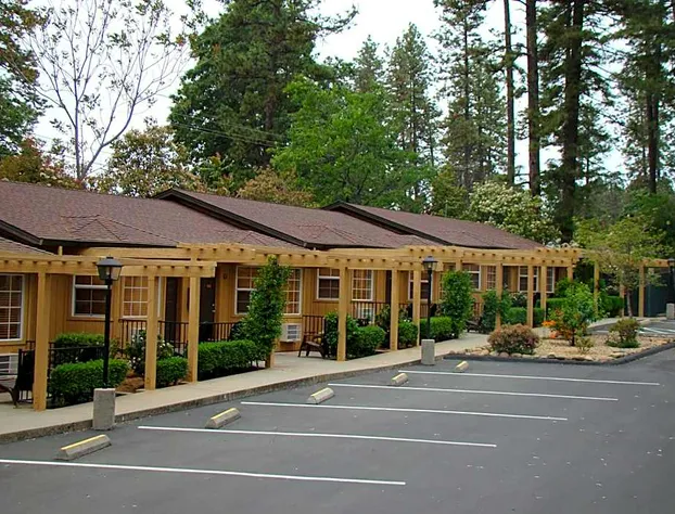 Ponderosa Gardens Motel hotel detail image 1