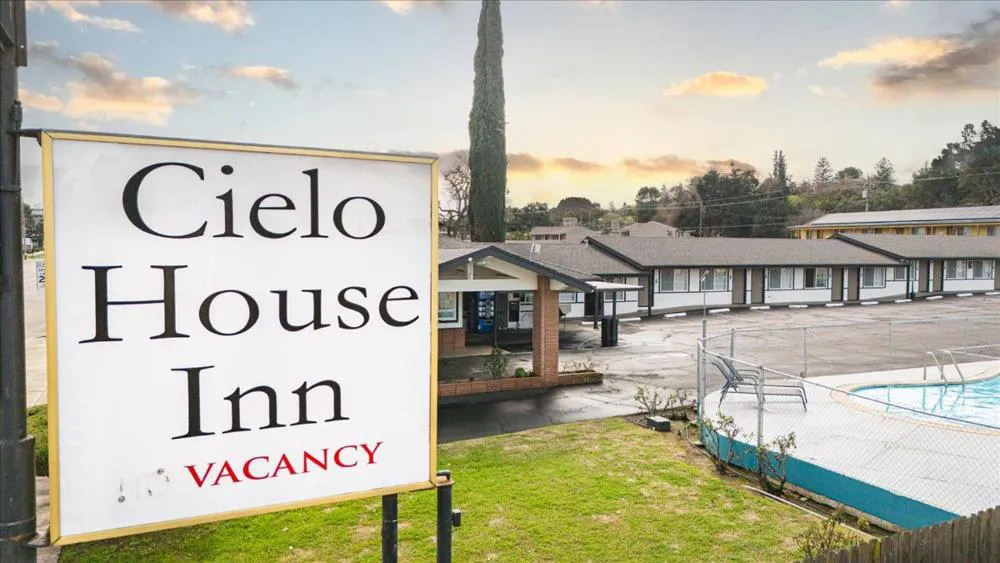 Cielo House Inn hotel hero