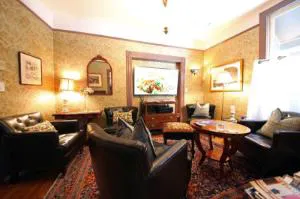 The Monte Cristo hotel detail image 1