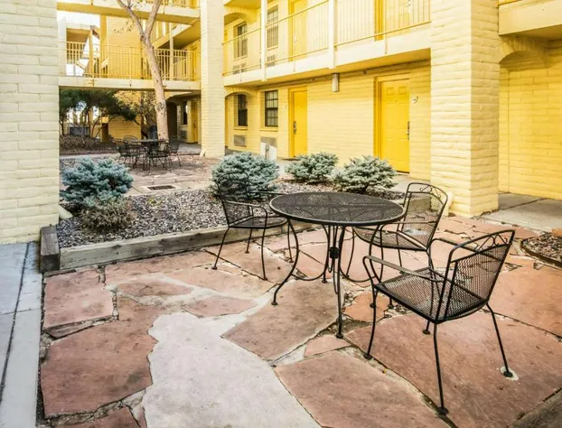 La Quinta Inn by Wyndham Colorado Springs Garden of the Gods hotel detail image 4