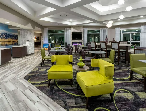 La Quinta Inn & Suites by Wyndham Denver Boulder-Louisville hotel detail image 1