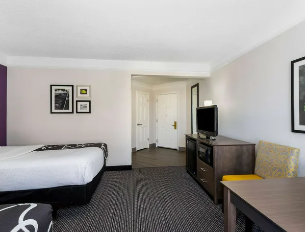 La Quinta Inn & Suites by Wyndham Denver Boulder-Louisville hotel detail image 4