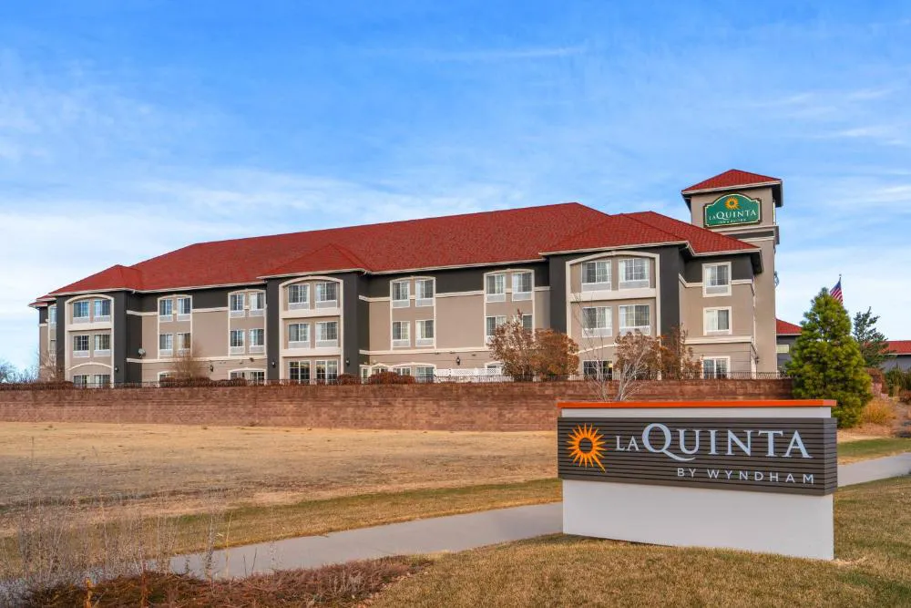 La Quinta Inn & Suites by Wyndham Loveland/Estes Park hotel hero