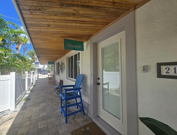 Palm Tree Villas hotel detail image 4