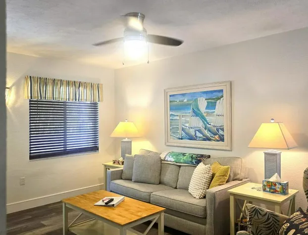 Palm Tree Villas hotel detail image 1