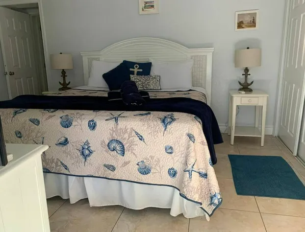 Palm Tree Villas hotel detail image 3