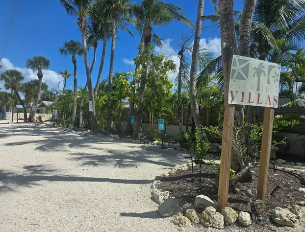 Palm Tree Villas hotel detail image 2