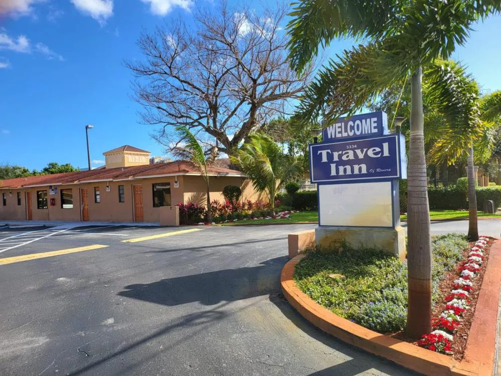 Travel Inn of Riviera Beach hotel hero