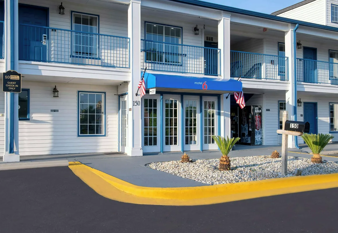 Motel 6 Macon, GA – I-475 hotel hero