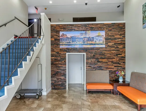 Days Inn by Wyndham Savannah Gateway I-95 hotel detail image 3