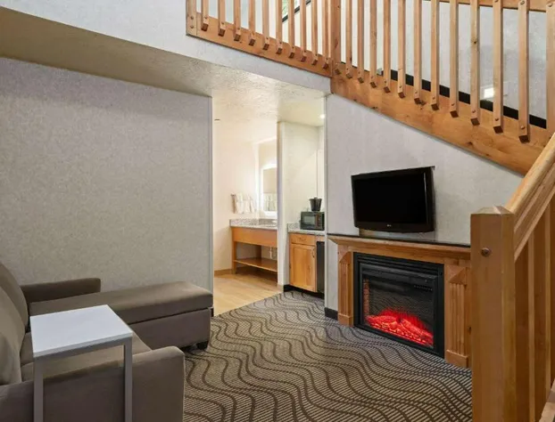 La Quinta Inn & Suites by Wyndham Idaho Falls/Ammon hotel detail image 4