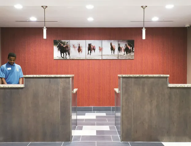 La Quinta Inn & Suites by Wyndham Paducah hotel detail image 3