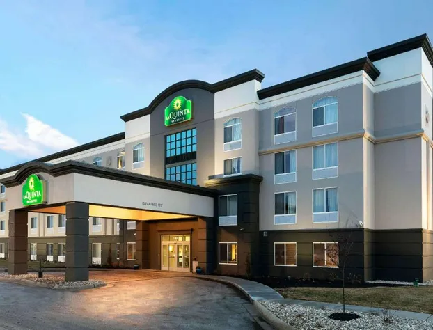 La Quinta Inn & Suites by Wyndham Omaha Airport Downtown hotel detail image 1