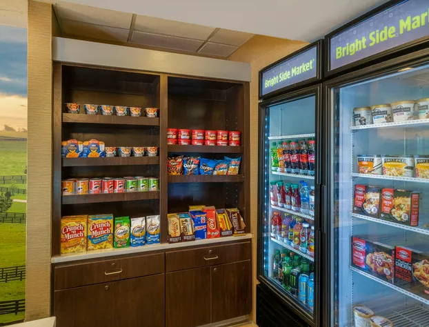 La Quinta Inn & Suites by Wyndham Lexington South / Hamburg hotel detail image 4