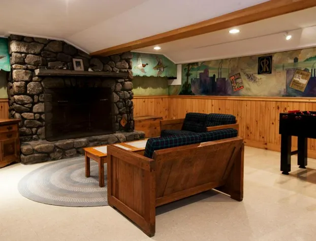 Alamoosook Lakeside Inn hotel detail image 4