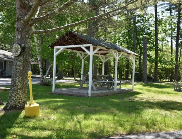 Acadia Pines Motel hotel detail image 2