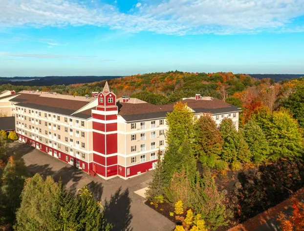 Berkshire Mountain Lodge hotel detail image 3