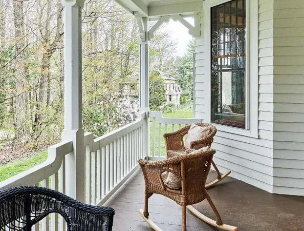 The Constance by the Lenox Collection hotel detail image 2