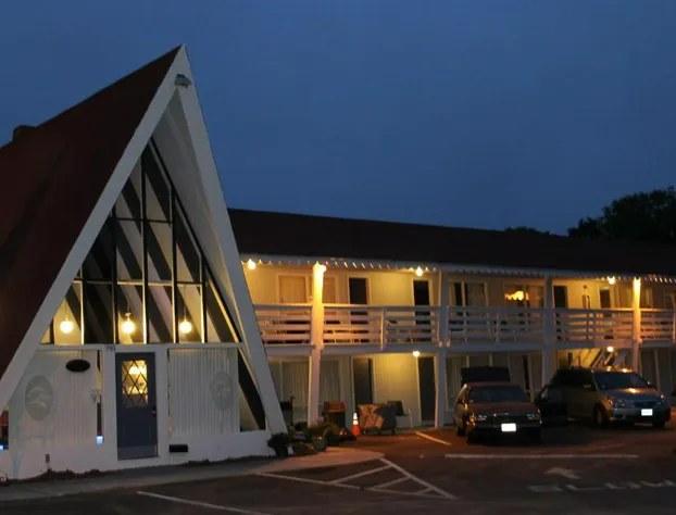Cape Shore Inn hotel detail image 1