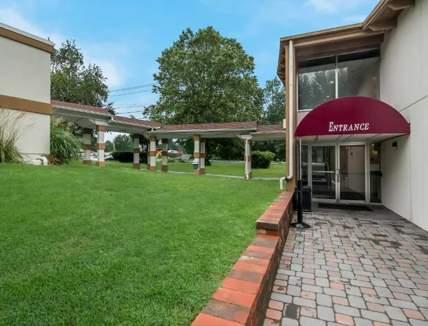 Quality Inn Westfield - Springfield hotel detail image 2