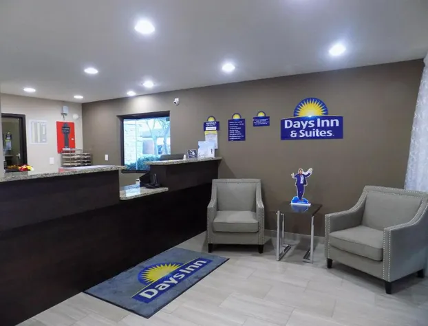 Days Inn & Suites by Wyndham Monroe hotel detail image 4