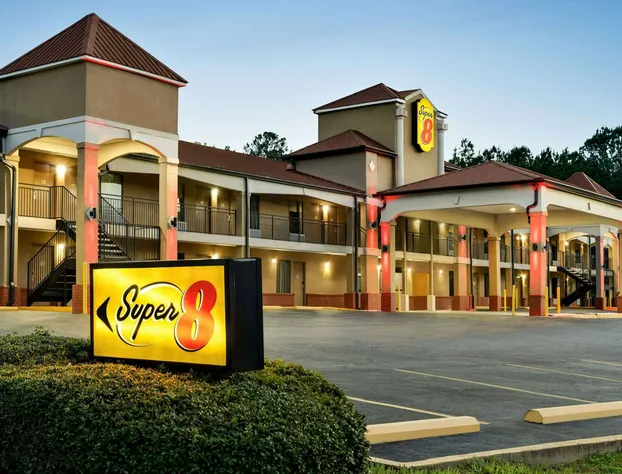 Super 8 by Wyndham Pearl/Jackson/East hotel detail image 2