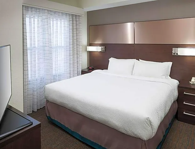 Residence Inn by Marriott Kansas City Country Club Plaza hotel detail image 4