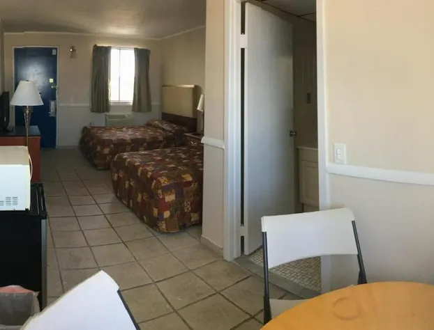 Four Winds Motel hotel detail image 4