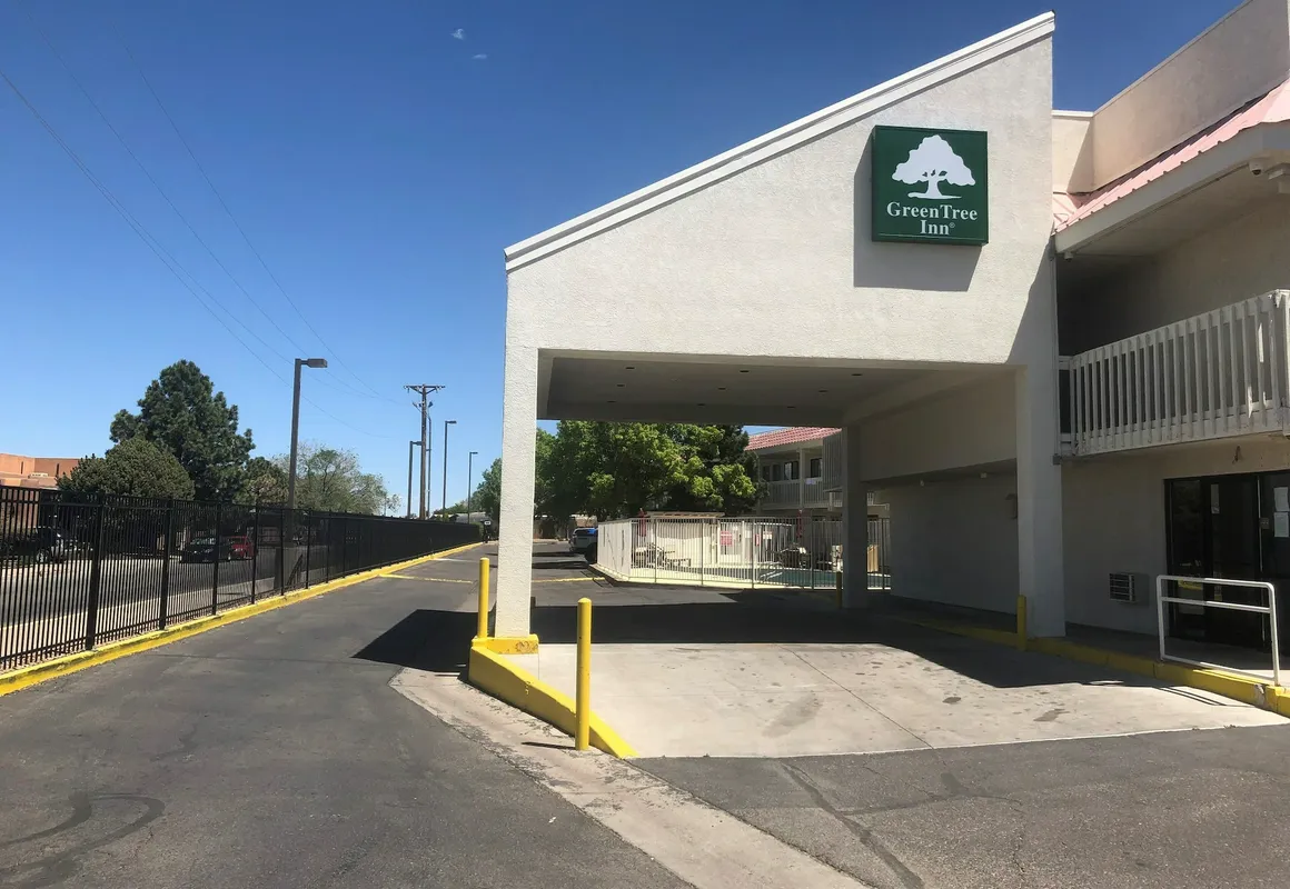 Quality Inn hotel hero