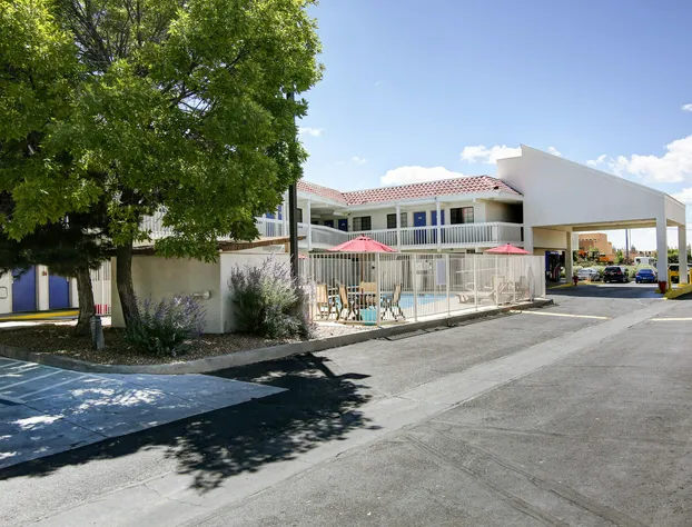 Quality Inn hotel detail image 2