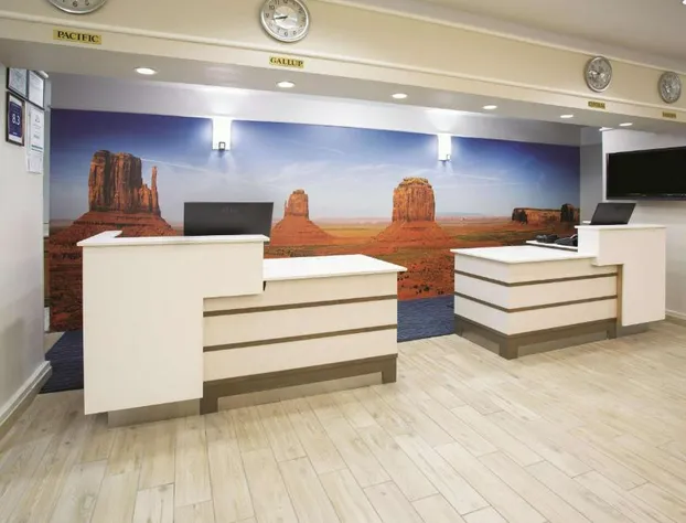 La Quinta Inn & Suites by Wyndham Gallup hotel detail image 2