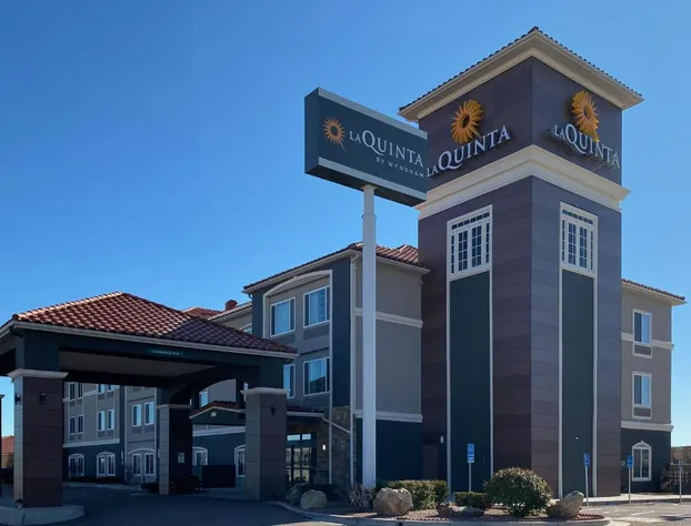 La Quinta Inn & Suites by Wyndham Gallup hotel detail image 1