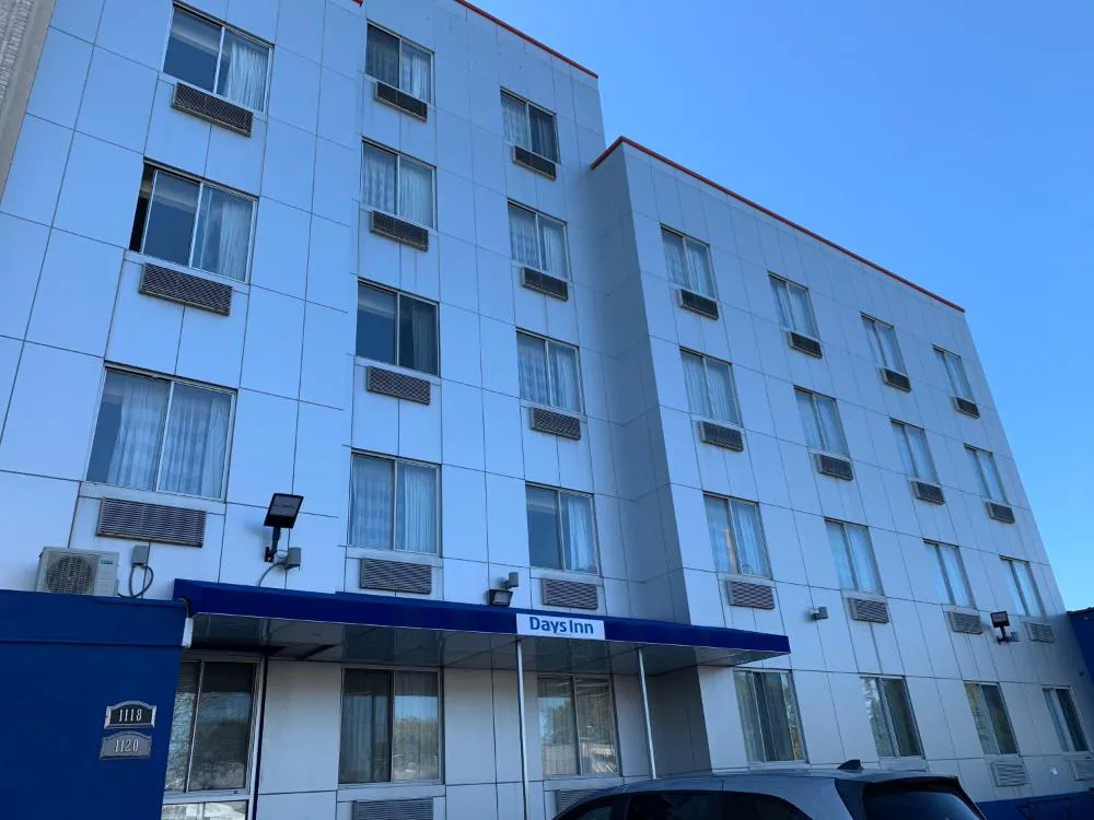 Days Inn by Wyndham Brooklyn Borough Park hotel hero