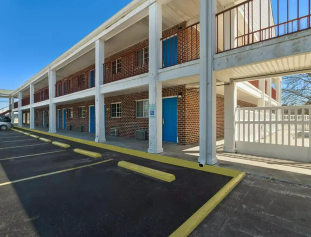 Americas Best Value Inn Edenton hotel detail image 3