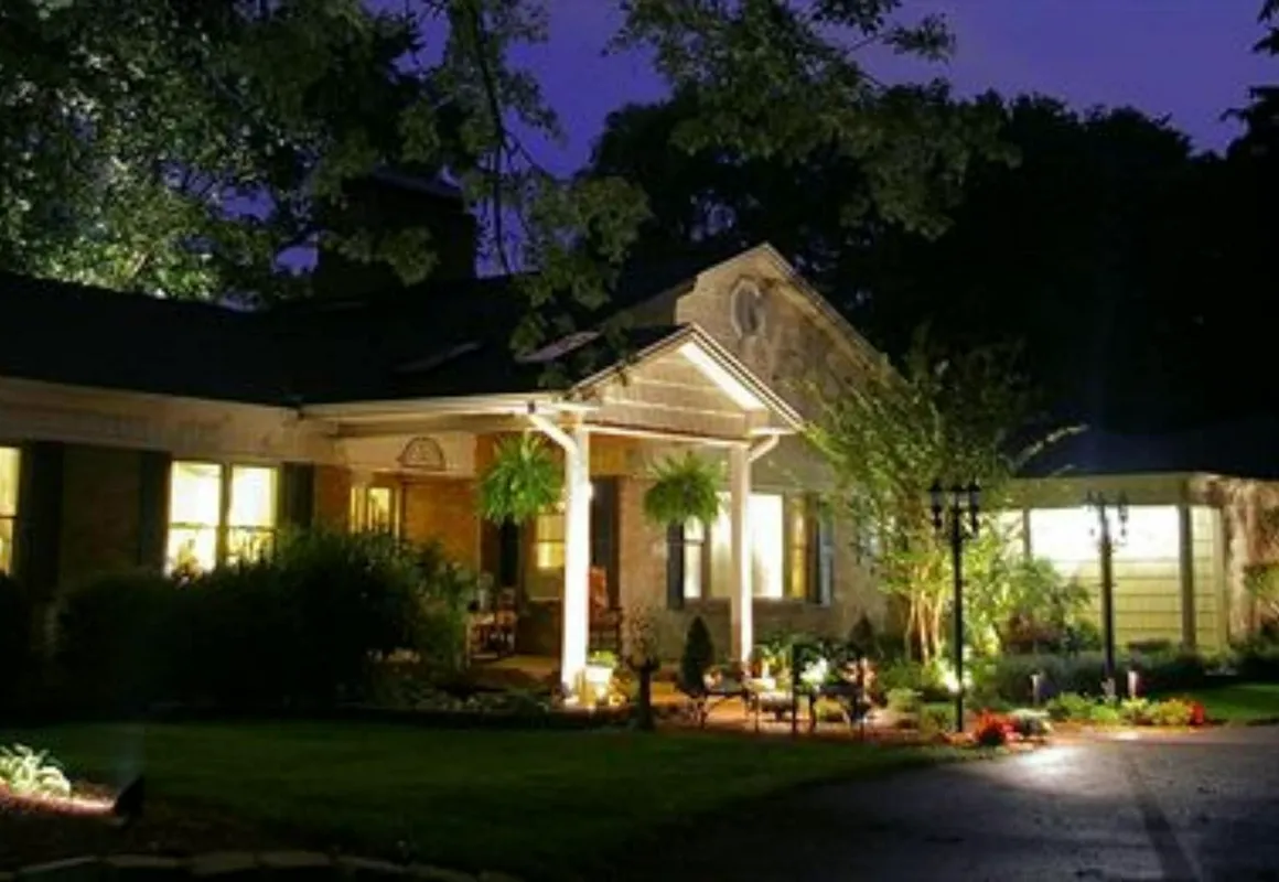 Brookside Mountain Mist Inn B&B hotel hero