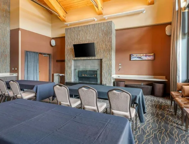 Best Western Premier Boulder Falls Inn hotel detail image 4