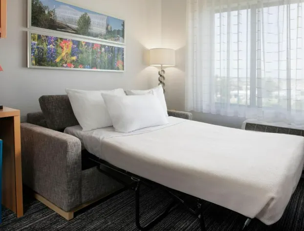 Towneplace Suites Oklahoma City Airport hotel detail image 4