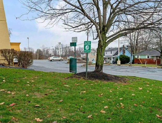 La Quinta Inn & Suites by Wyndham Harrisburg Airport Hershey hotel detail image 3