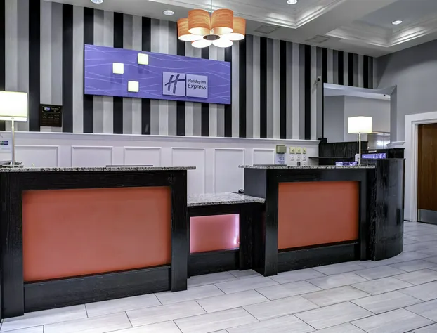 Holiday Inn Express Hotel & Suites Pittsburgh-South Side by IHG hotel detail image 4