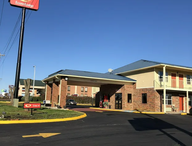 Econo Lodge hotel detail image 1