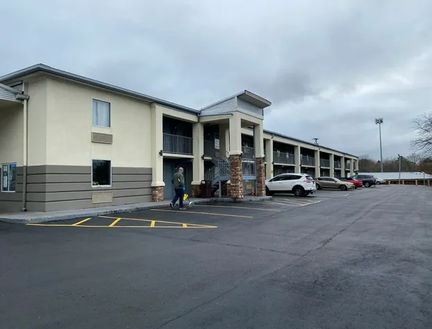 Lotus Inn and Suites hotel detail image 4